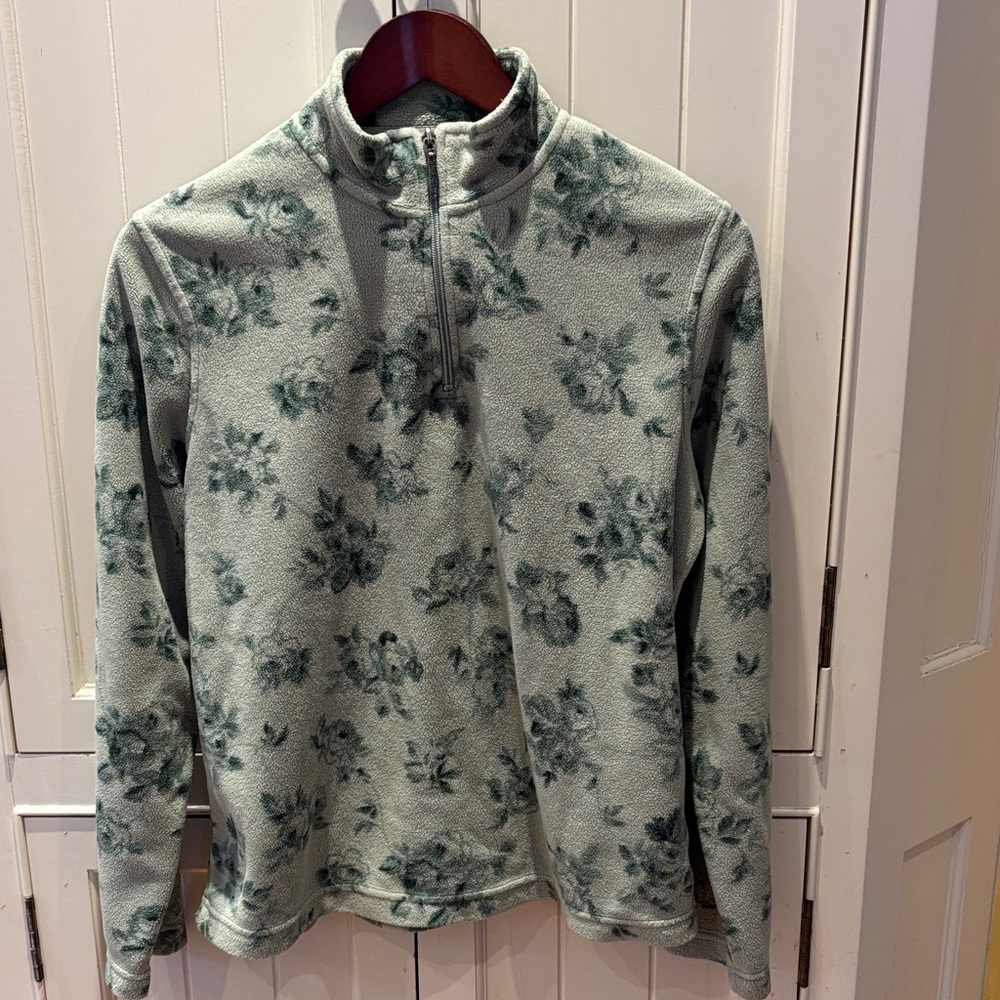 Northern Reflections Floral Green 1/4  Zip Fleece
